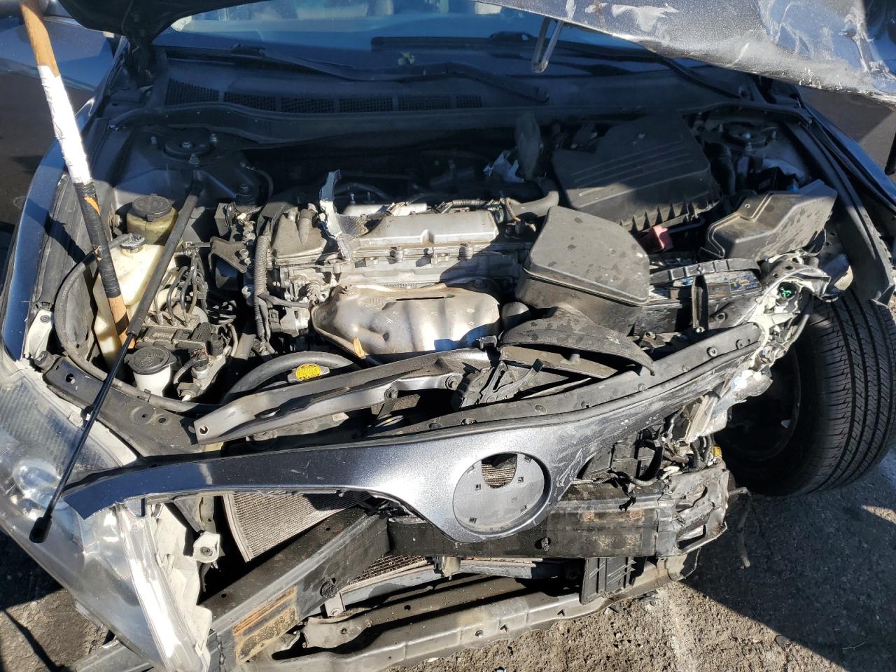 2010 Toyota Camry - Image 11