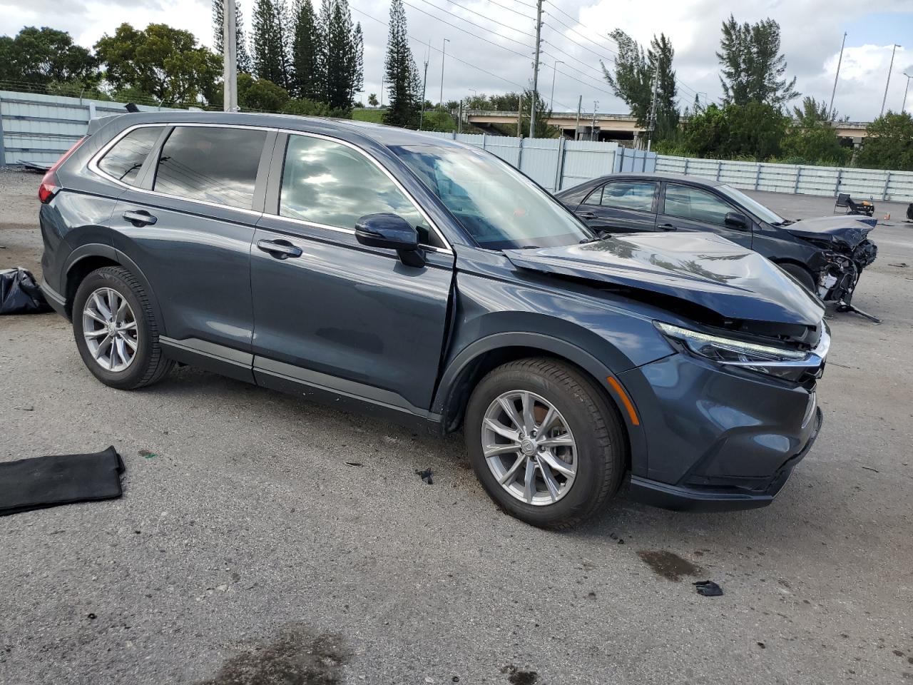 2023 Honda CR-V - Image 4