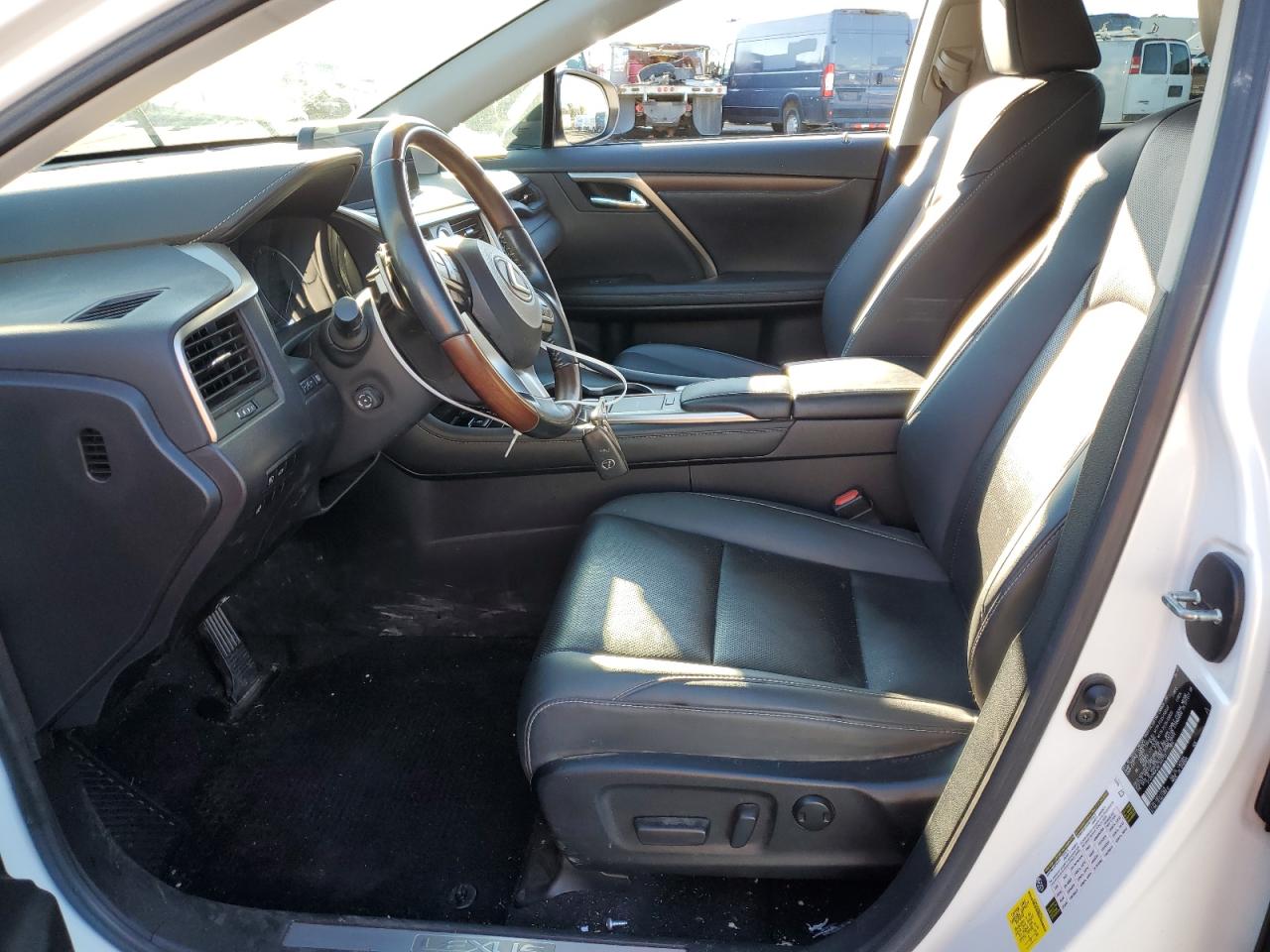 2022 Lexus RX - Image 7