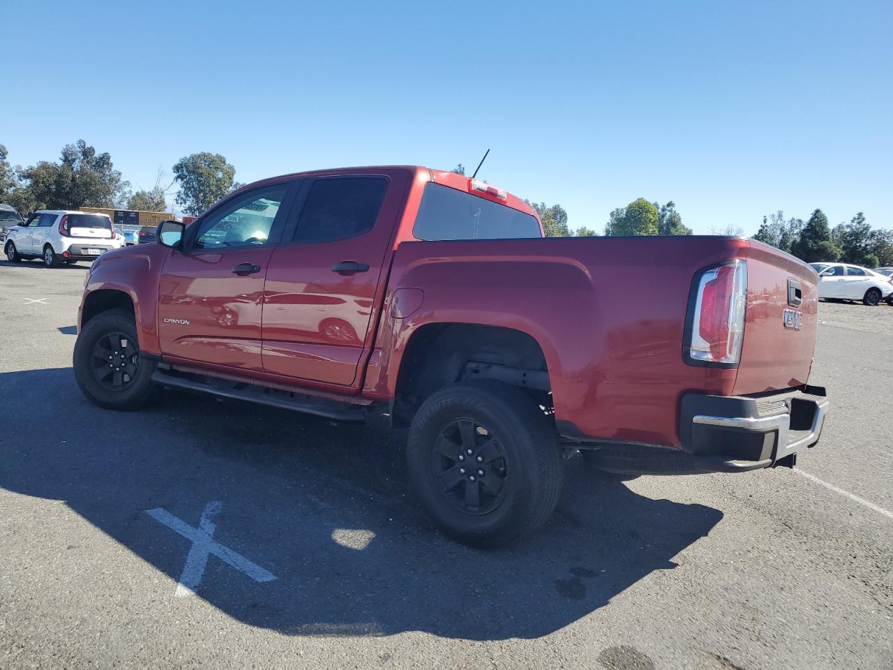2016 GMC Canyon - Image 2