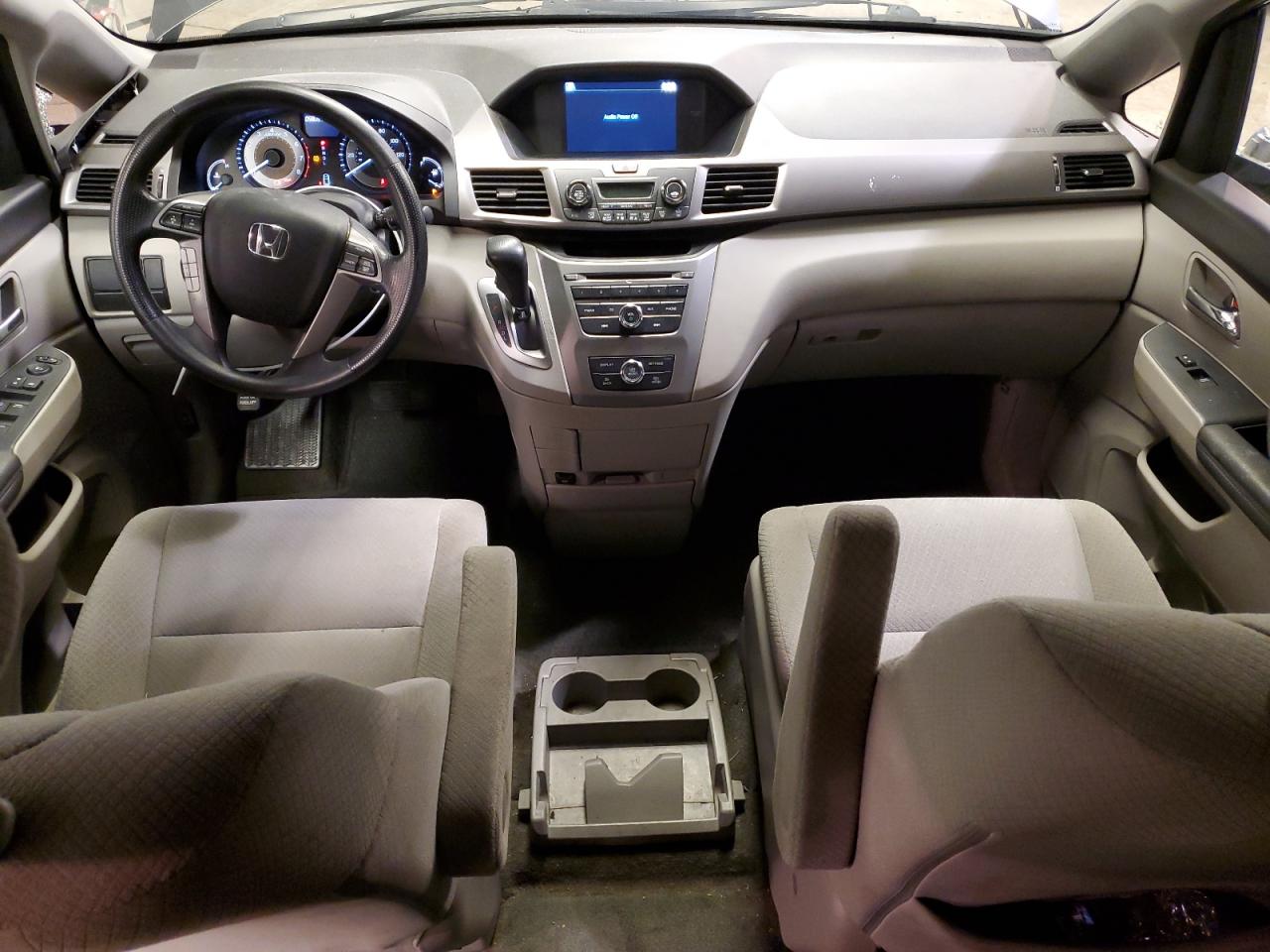 2016 Honda Odyssey - Image 8