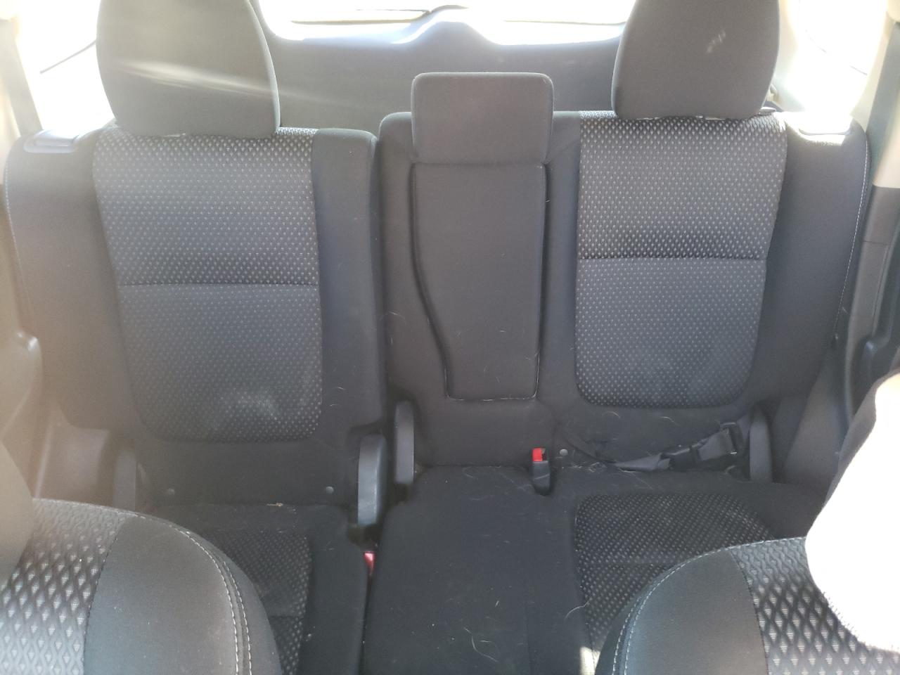 2016 Mitsubishi Outlander - Image 10