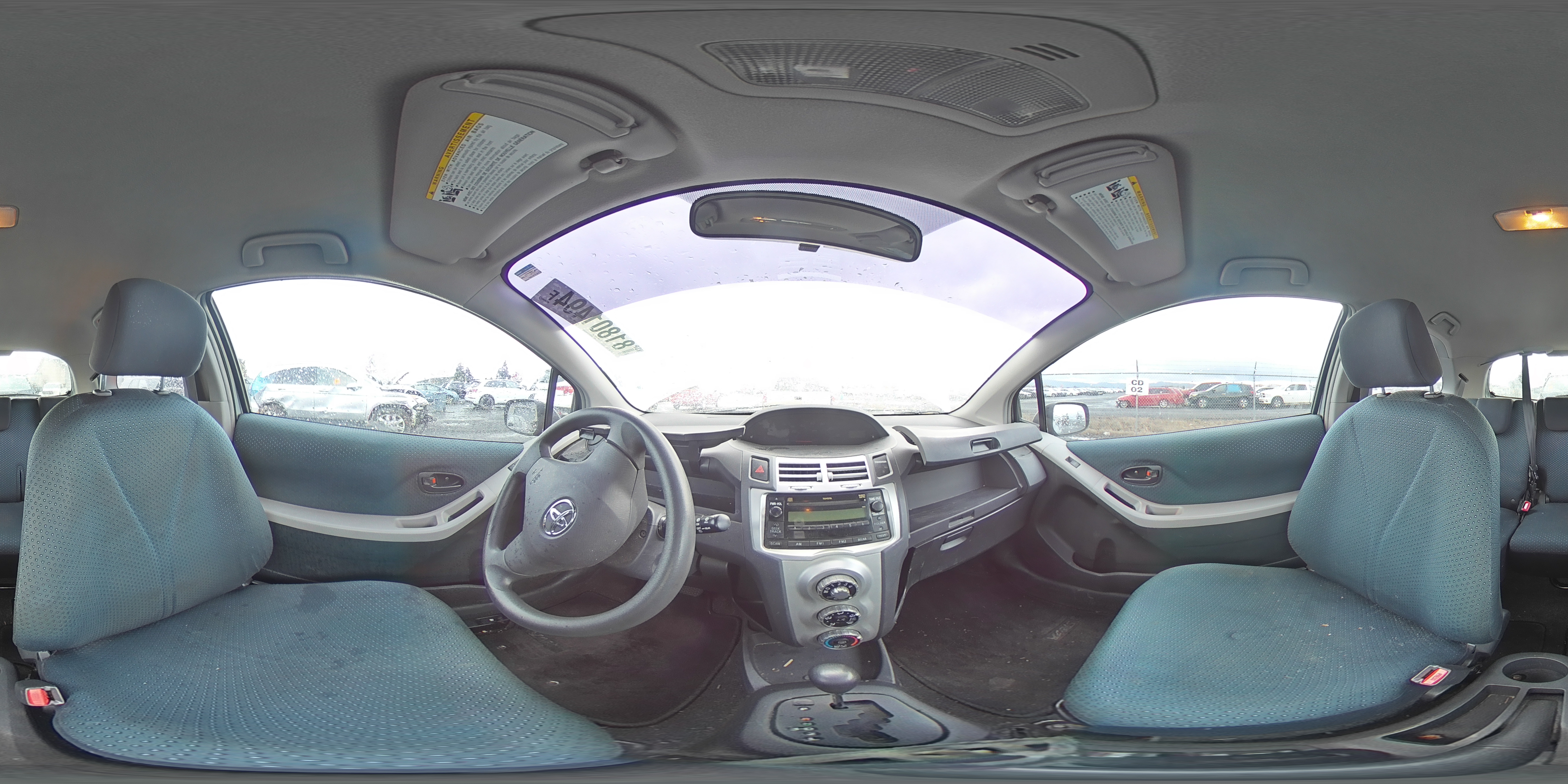 2008 Toyota Yaris - Image 13
