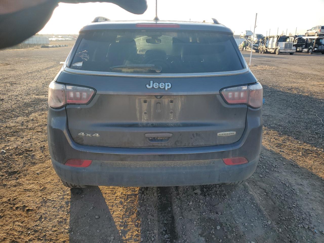 2017 Jeep Compass - Image 6