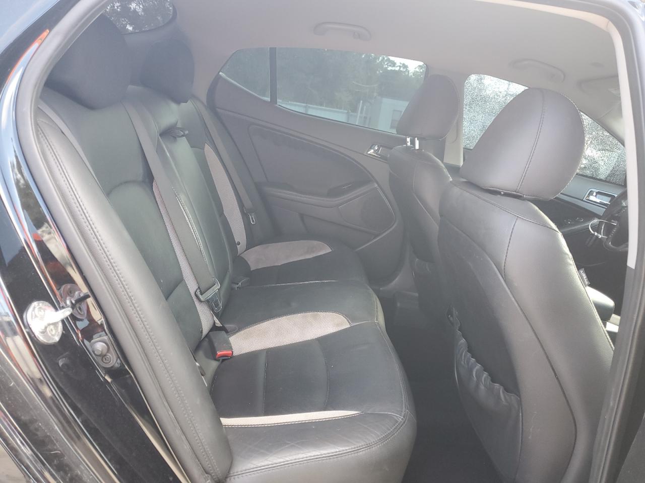 2013 Kia Optima - Image 10