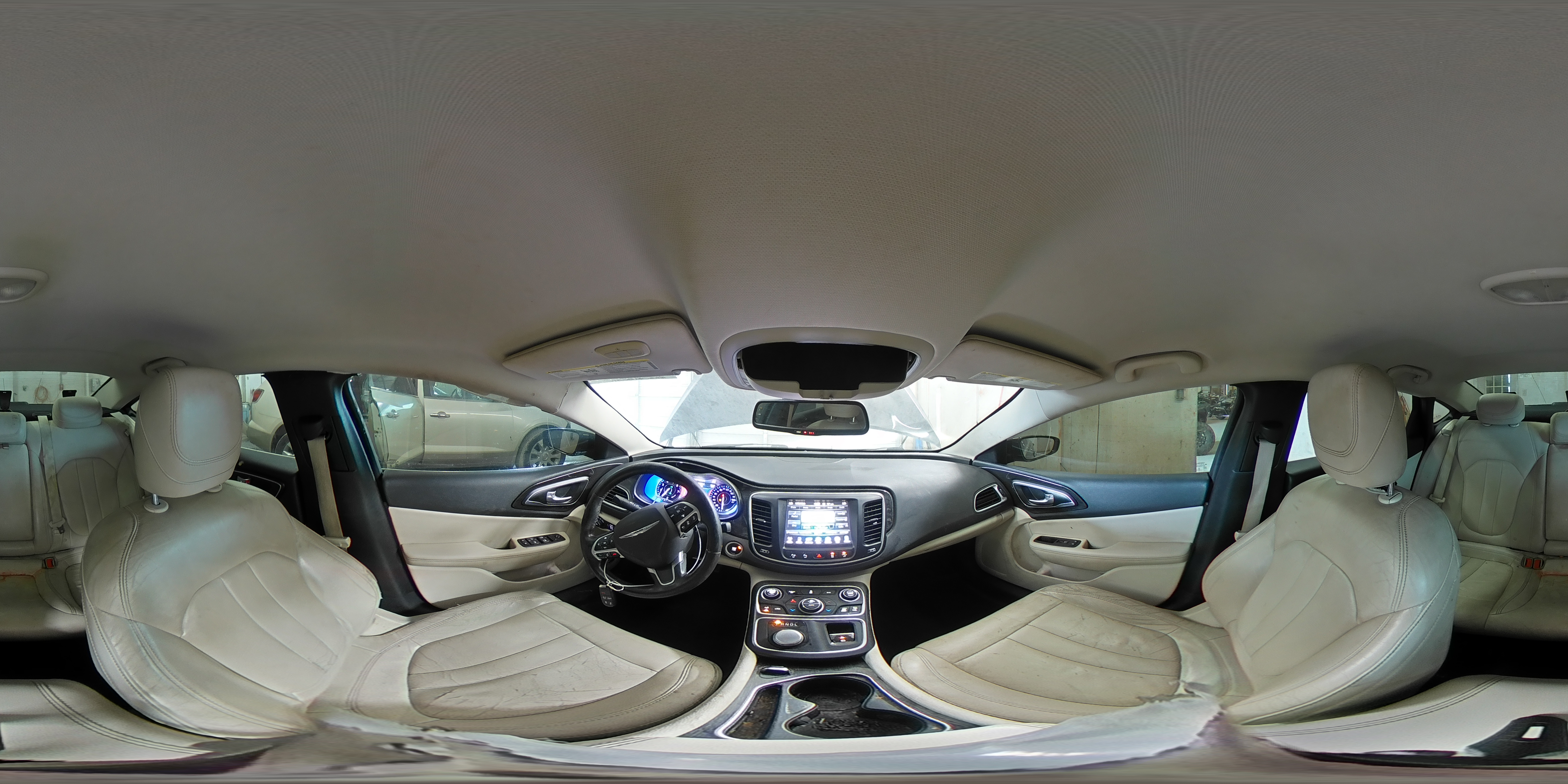 2015 Chrysler 200 - Image 15