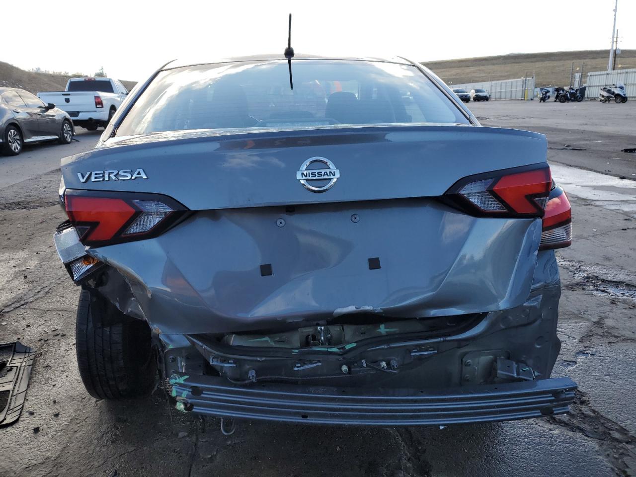 2021 Nissan Versa - Image 6
