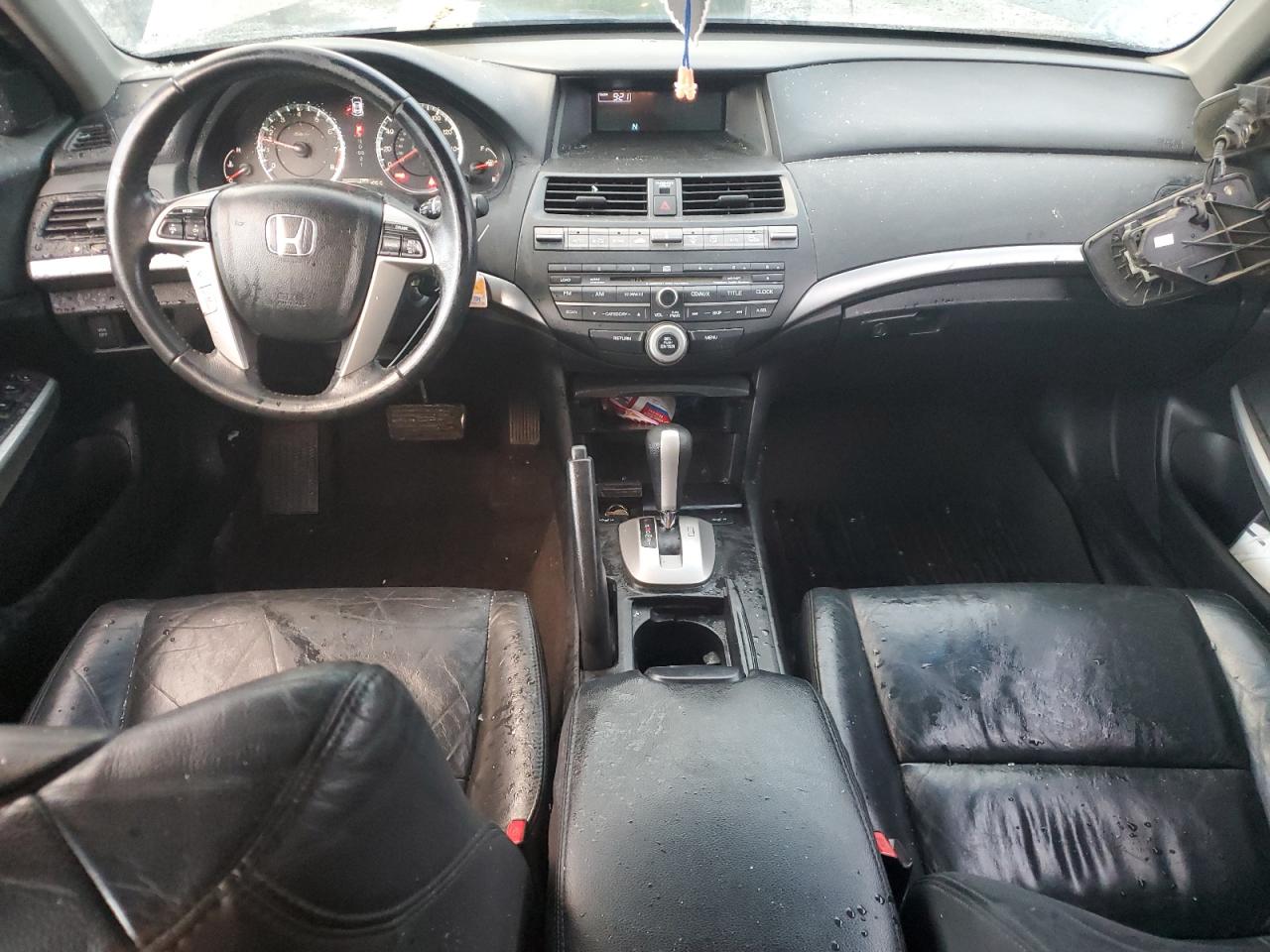 2010 Honda Accord - Image 8