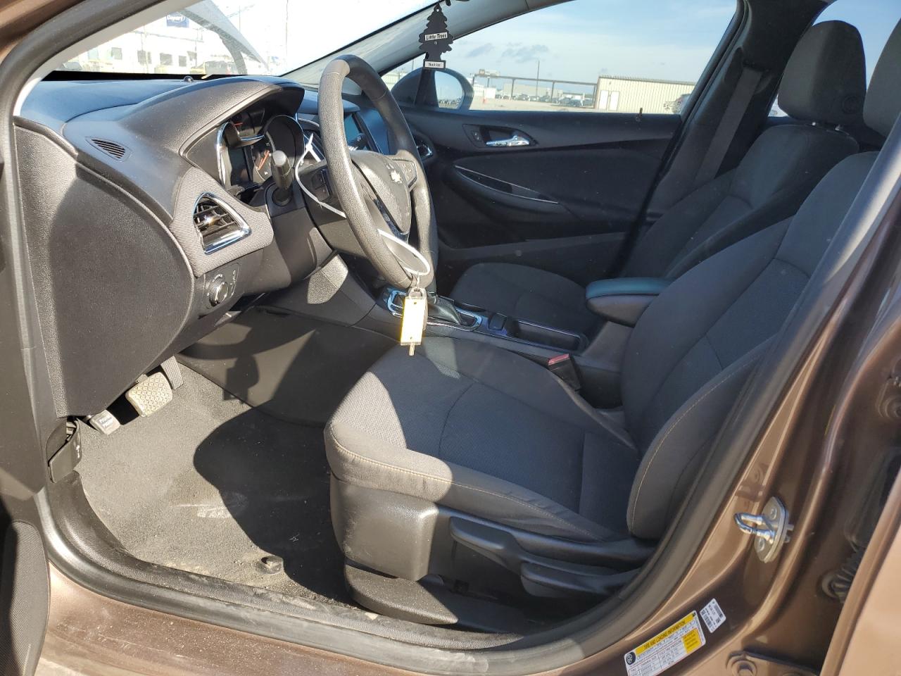 2019 Chevrolet Cruze - Image 7