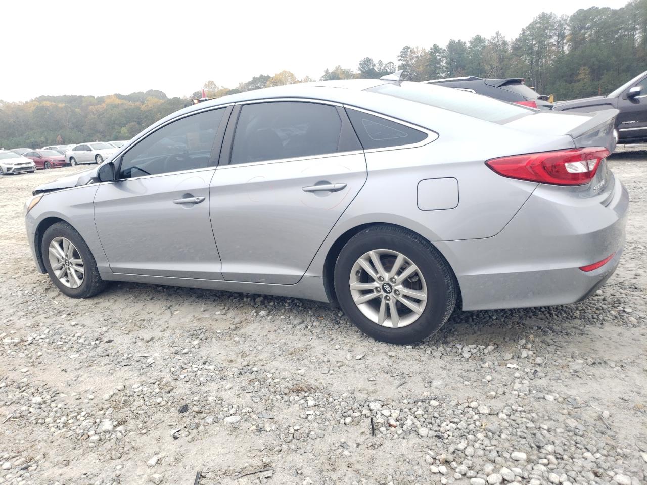2017 Hyundai Sonata - Image 2