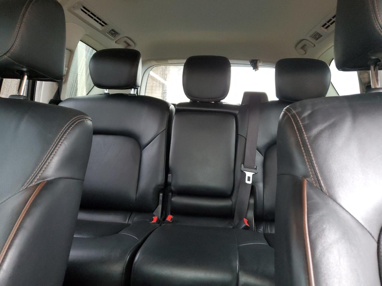 2017 Nissan Armada - Image 10