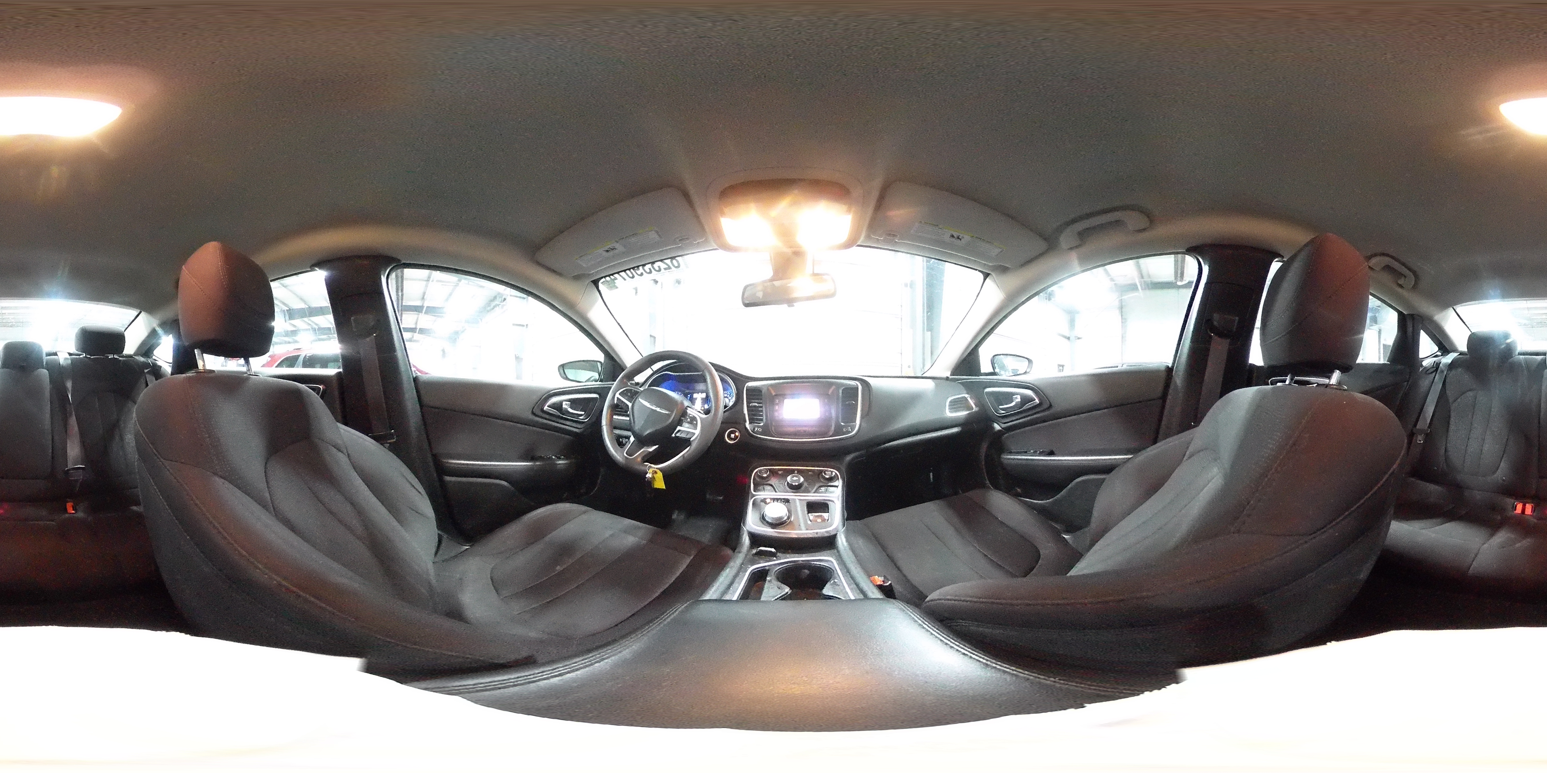 2015 Chrysler 200 - Image 15