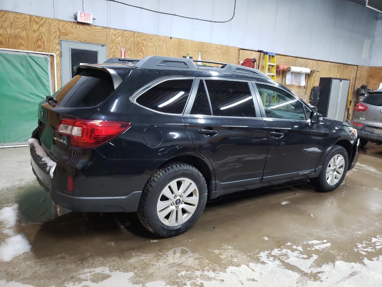 2015 Subaru Outback - Image 3