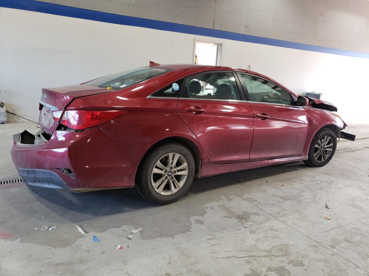 2014 Hyundai Sonata - Image 3