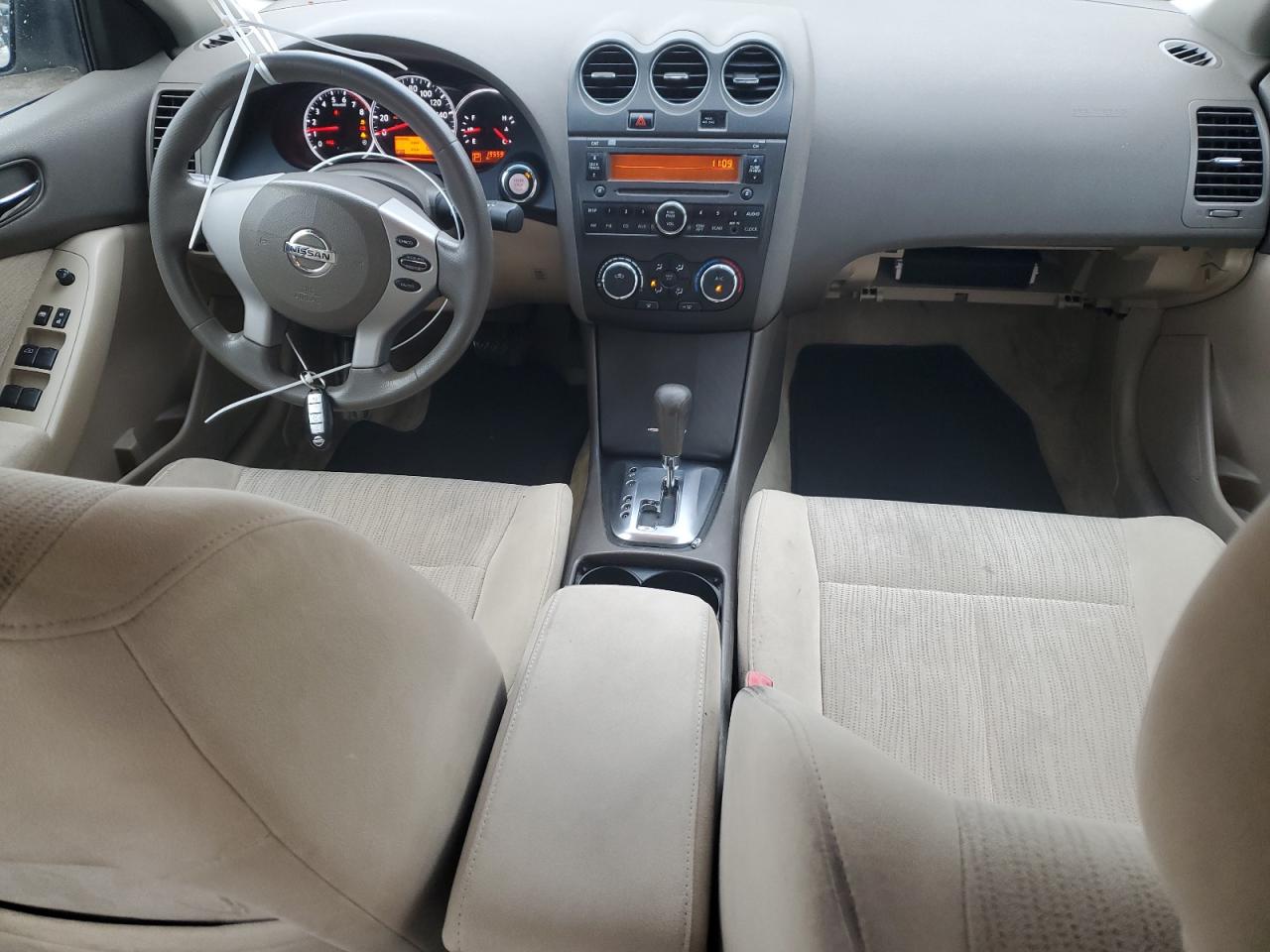 2012 Nissan Altima - Image 8