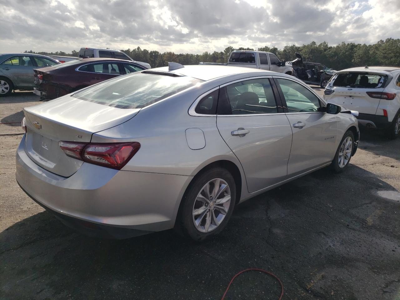 2021 Chevrolet Malibu - Image 3