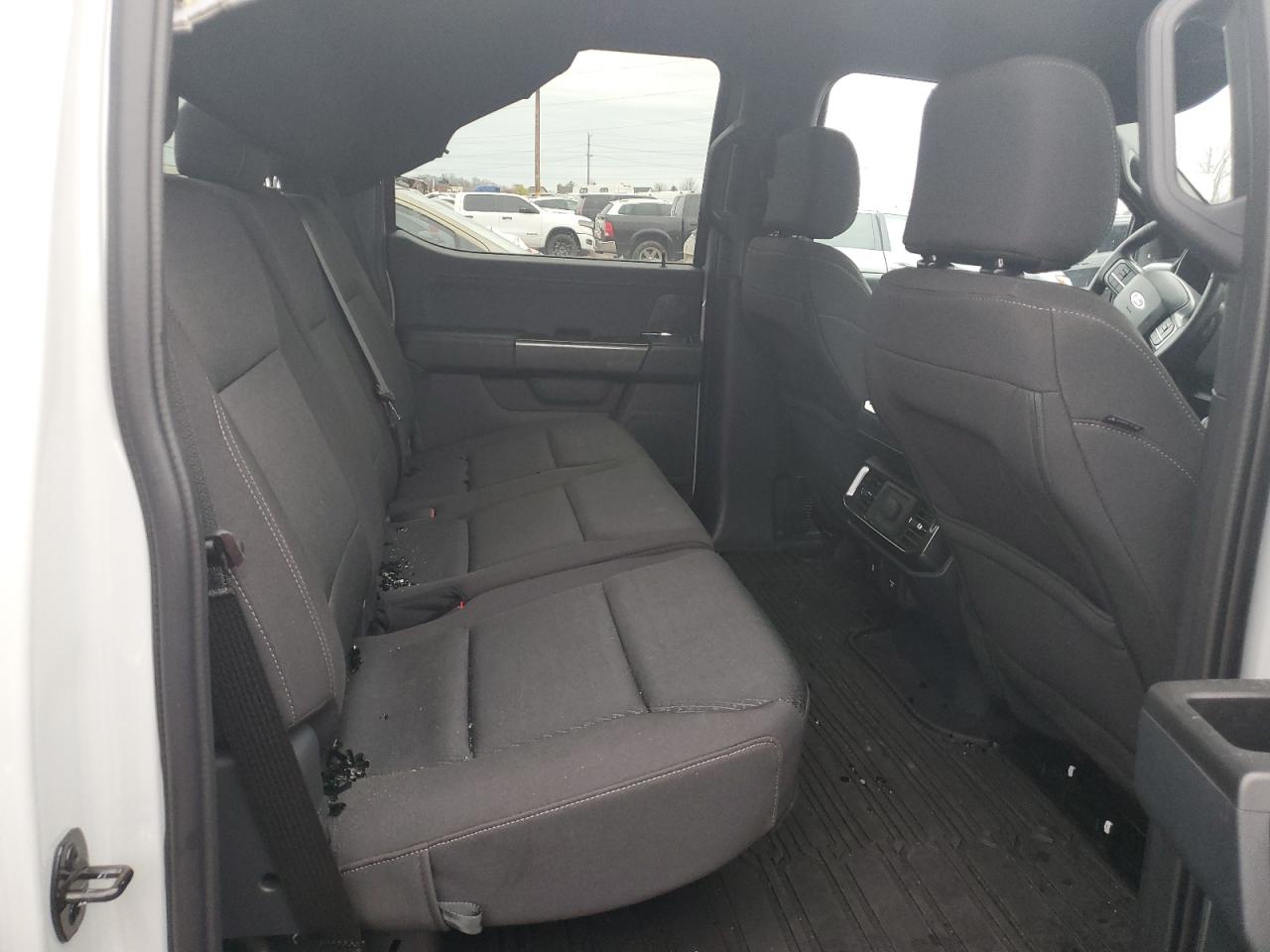 2023 Ford F-150 - Image 11