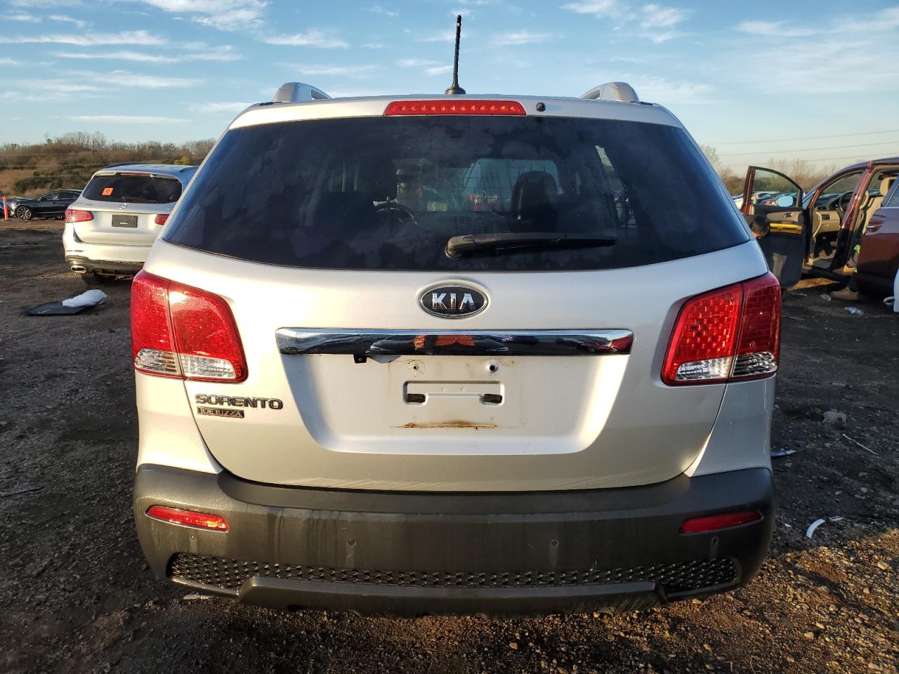 2011 Kia Sorento Base VIN: 5XYKT3A17BG089443 Lot: 80092684