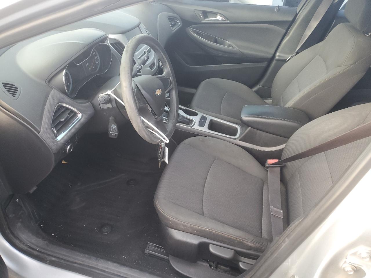 2017 Chevrolet Cruze - Image 7