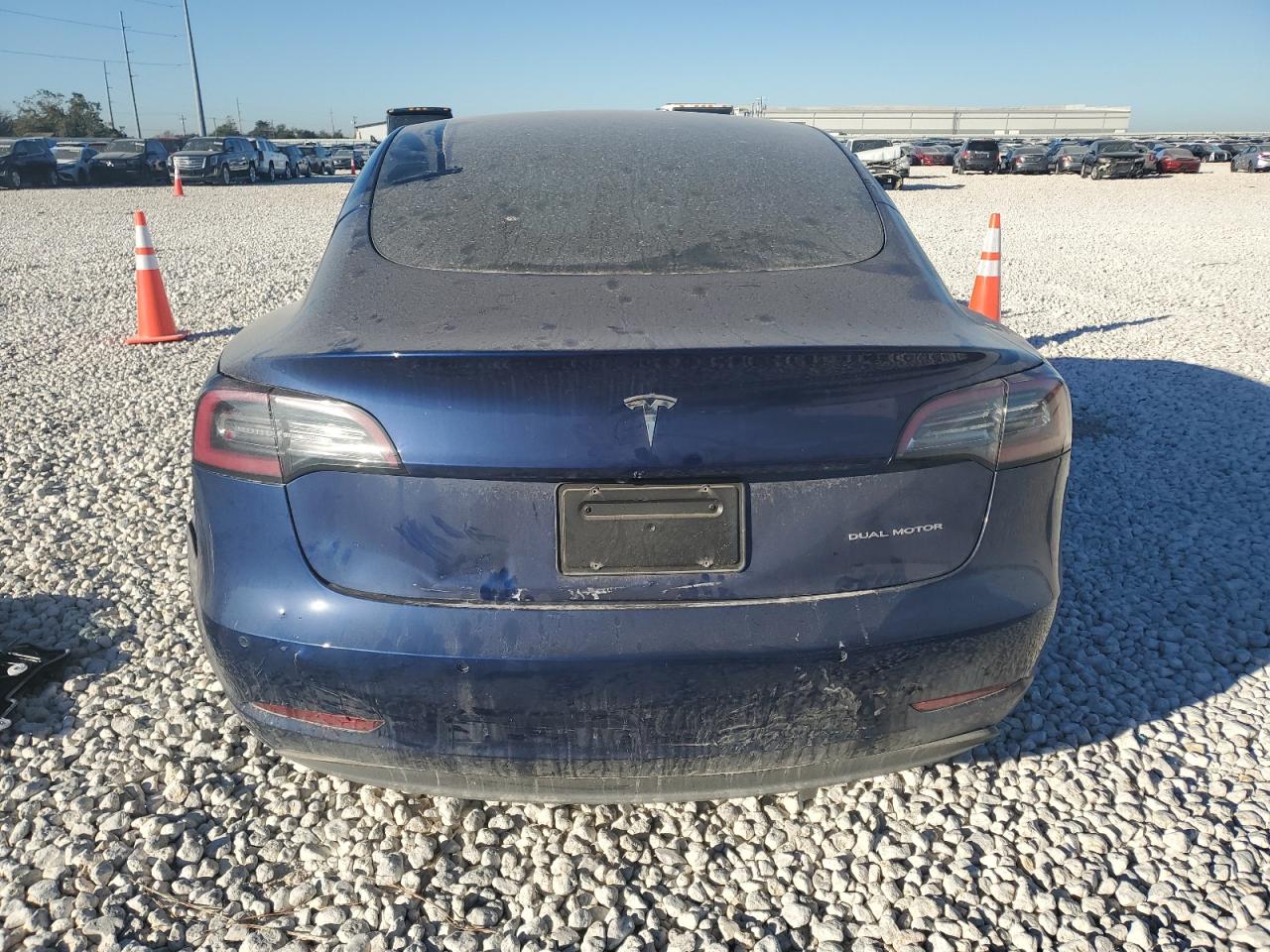 2022 Tesla Model 3 VIN: 5YJ3E1EB5NF353423 Lot: 80009404