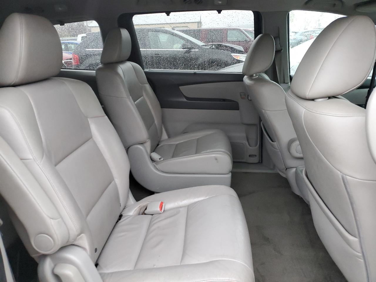 2013 Honda Odyssey - Image 11