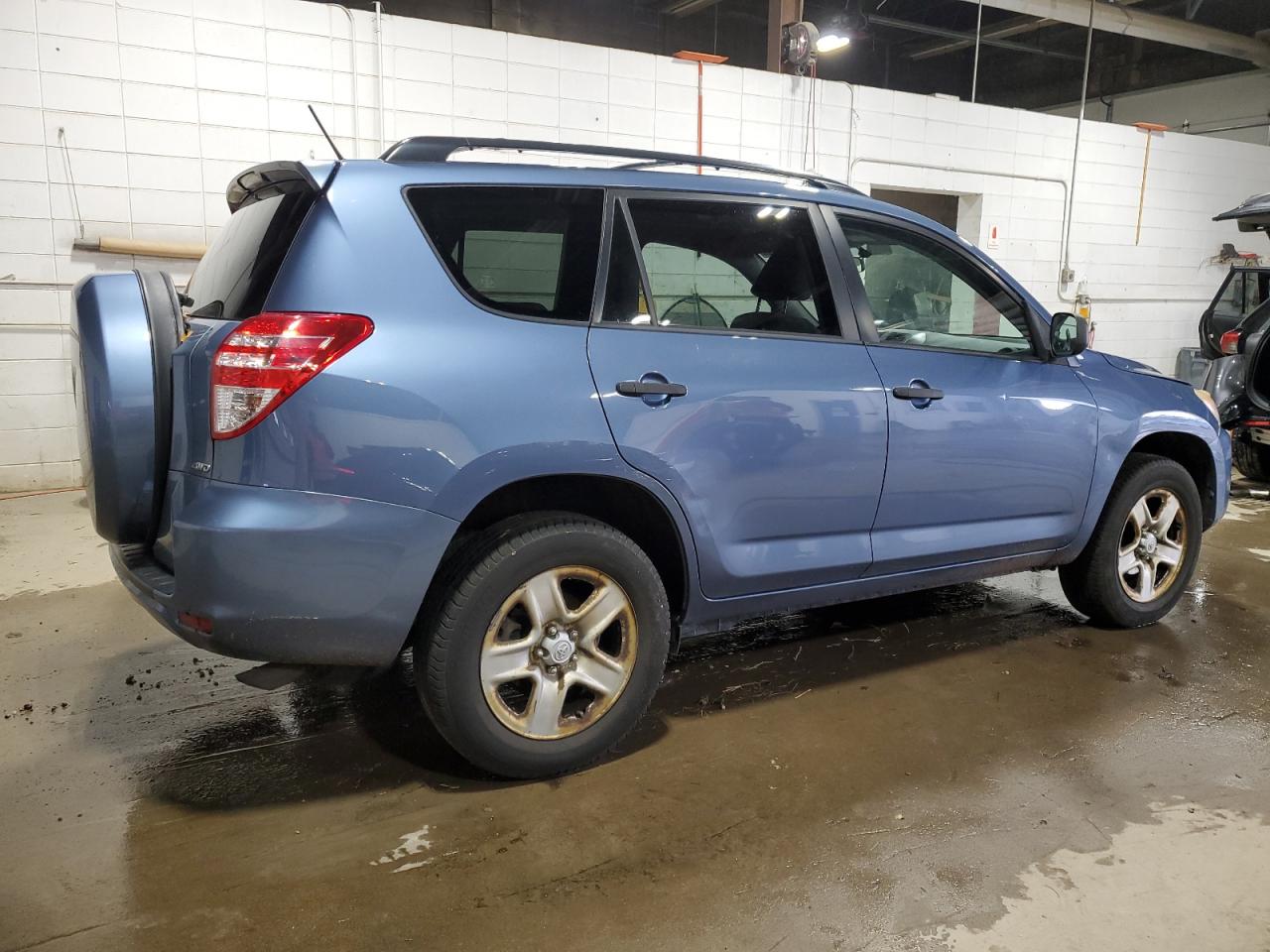 2011 Toyota RAV 4 - Image 3