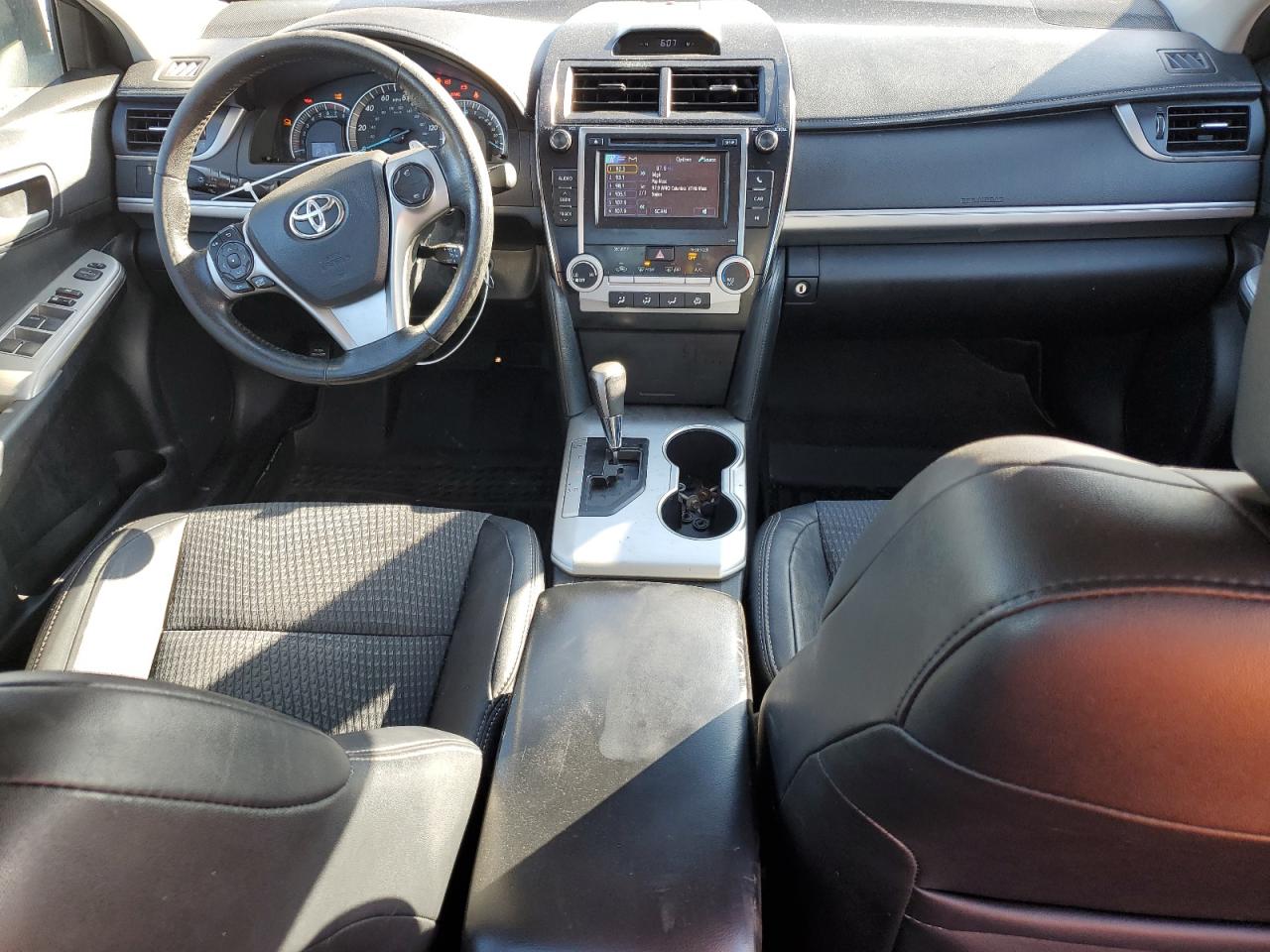 2013 Toyota Camry - Image 8