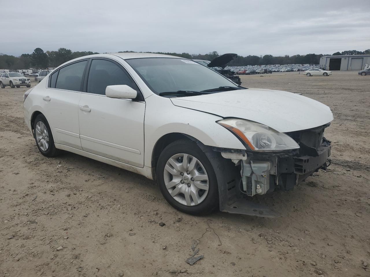 2011 Nissan Altima - Image 4