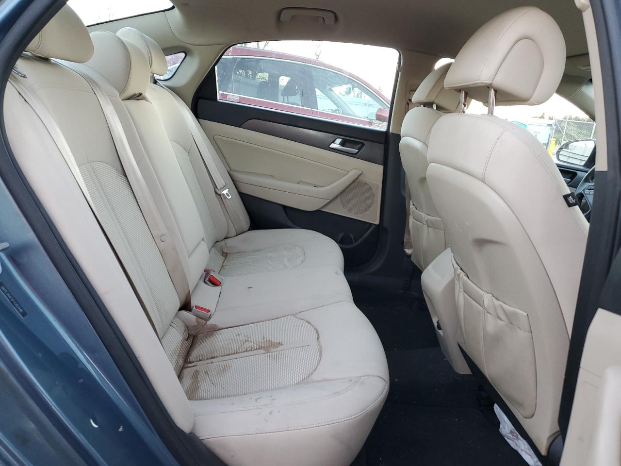 2015 Hyundai Sonata - Image 10