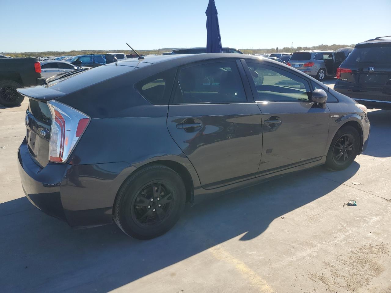 2014 Toyota Prius - Image 3