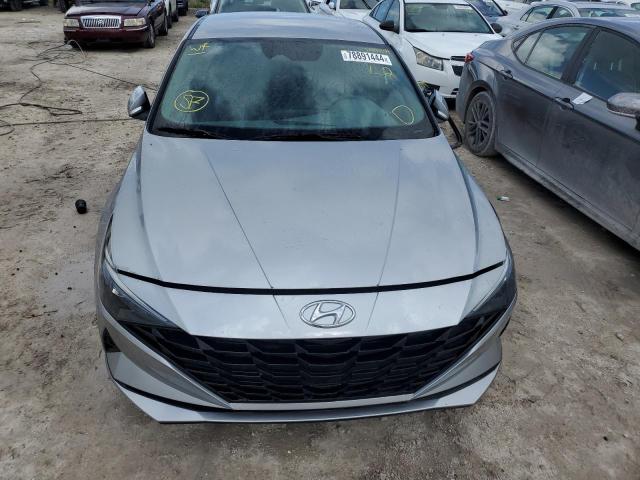  HYUNDAI ELANTRA 2023 Сріблястий