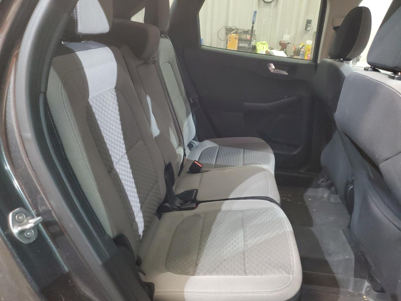 2020 Ford Escape - Image 11