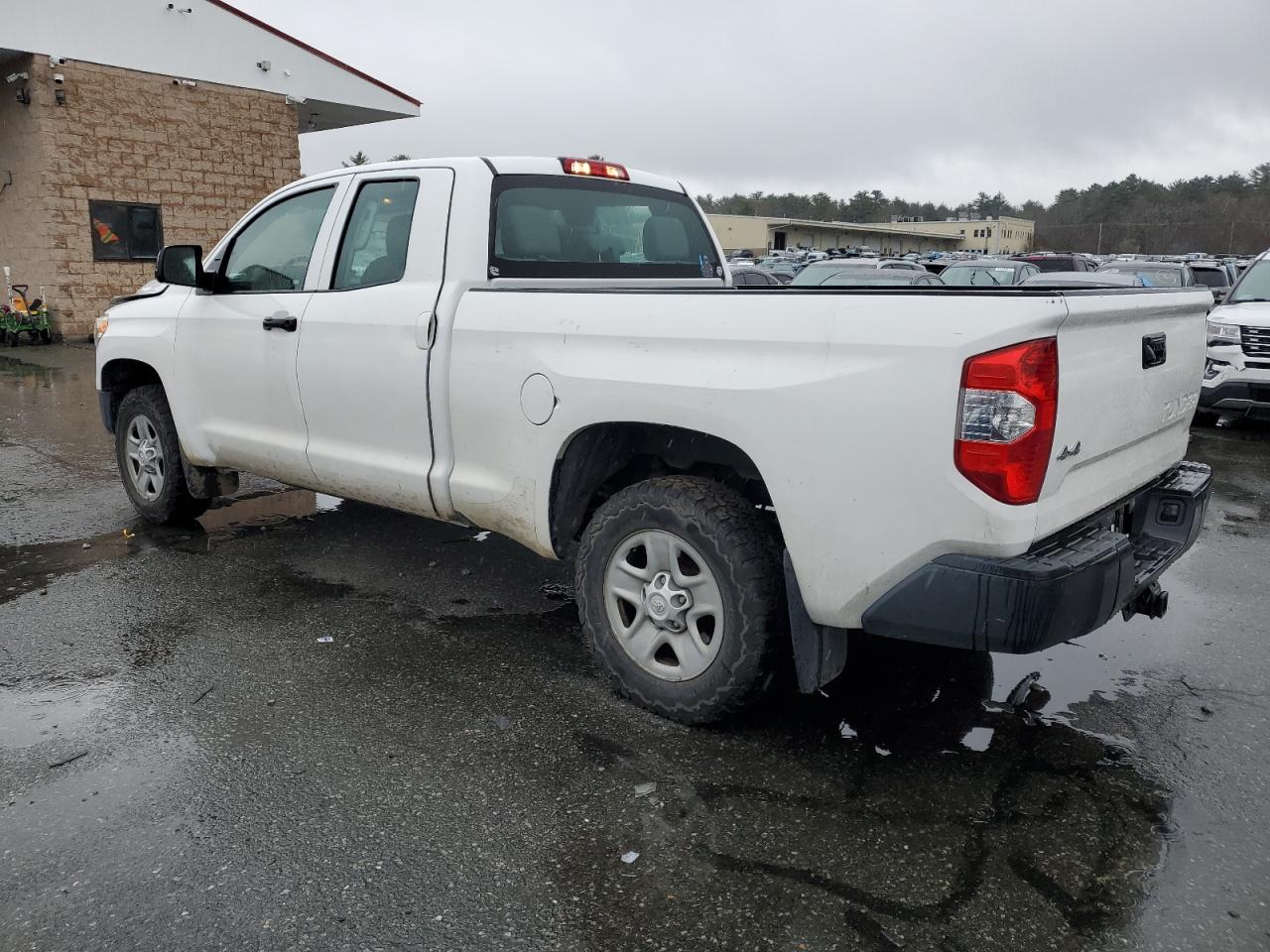 2017 Toyota Tundra - Image 2