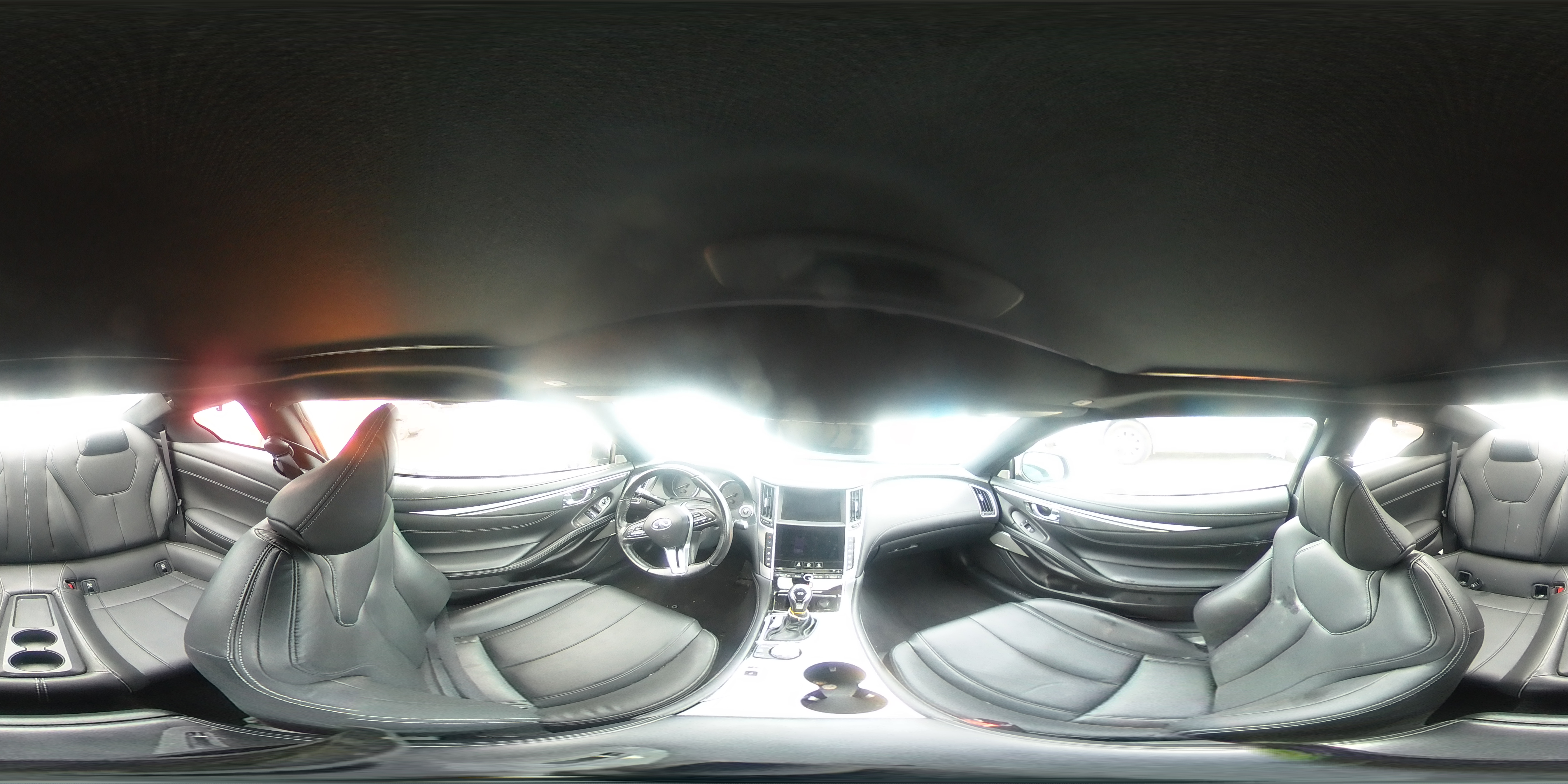 2018 Infiniti Q60 - Image 12