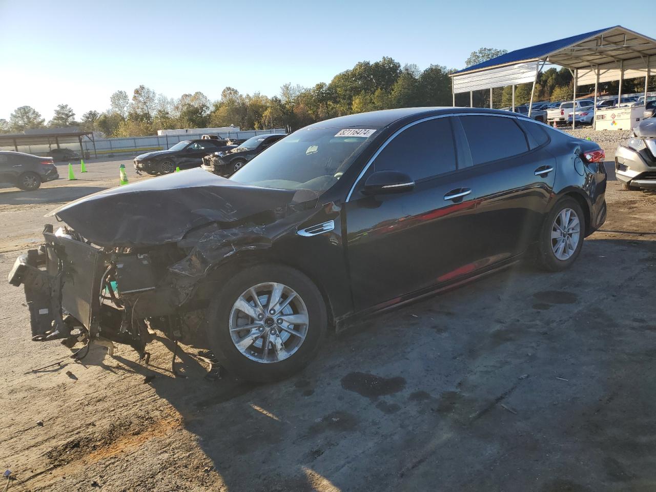 VIN 5XXGT4L38HG138723 2017 KIA OPTIMA no.1