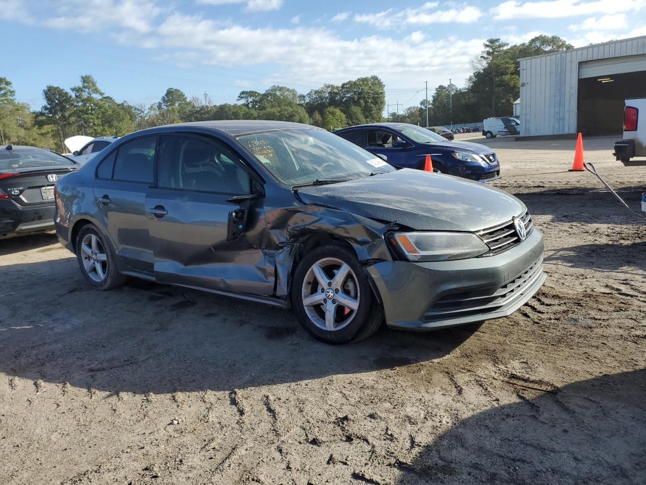 2016 Volkswagen Jetta - Image 4