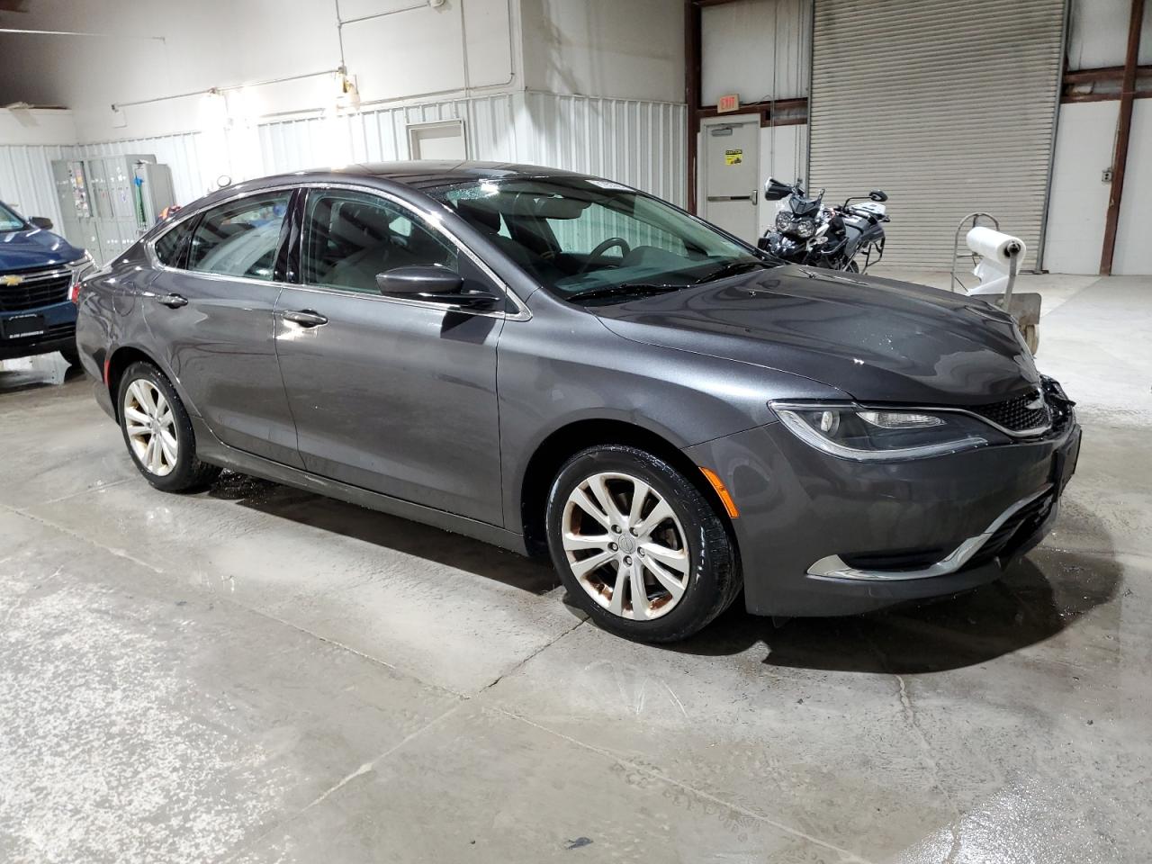 2015 Chrysler 200 - Image 4