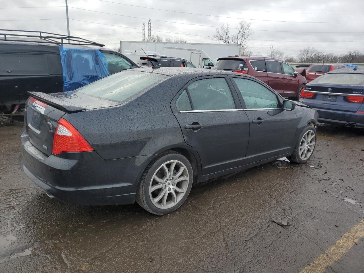 2010 Ford Fusion - Image 3