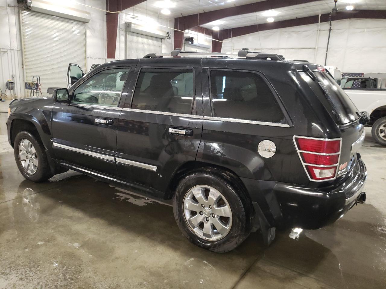 2010 Jeep Grand Cherokee - Image 2