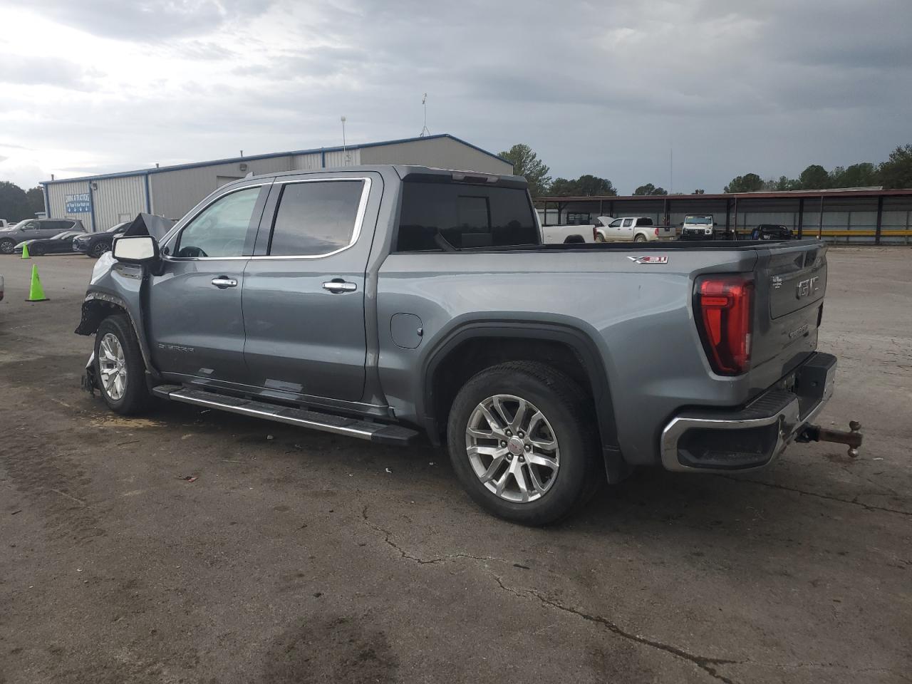 2020 GMC Sierra - Image 2