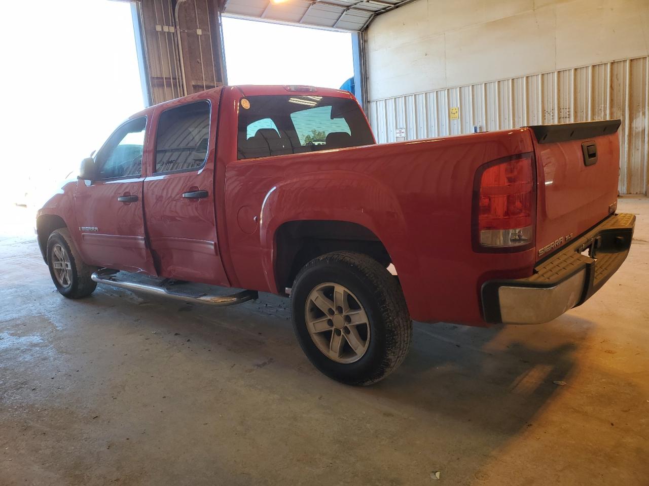 2007 GMC Sierra - Image 2