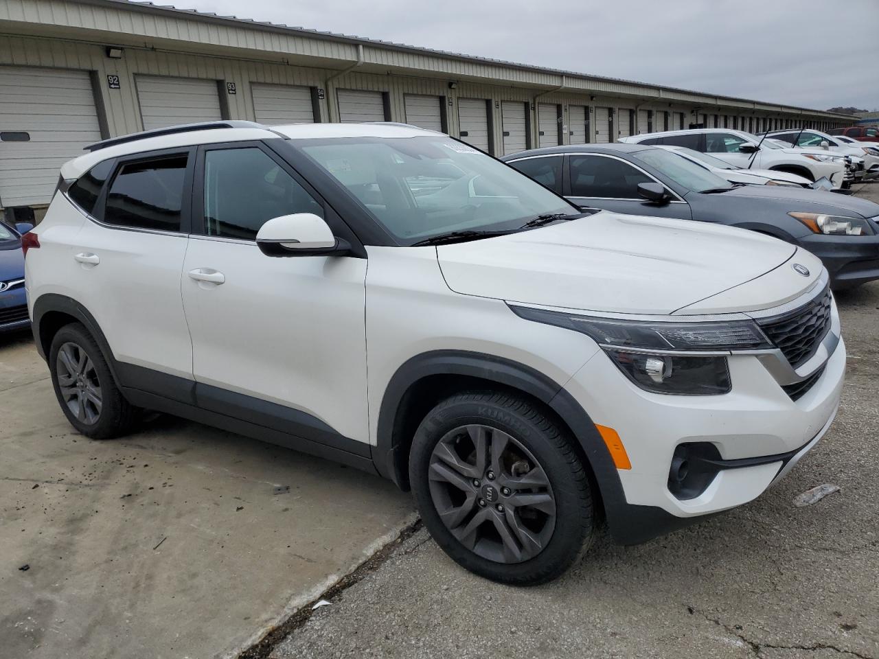 2021 Kia Seltos - Image 4