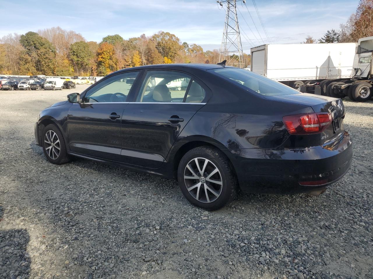 2018 Volkswagen Jetta - Image 2