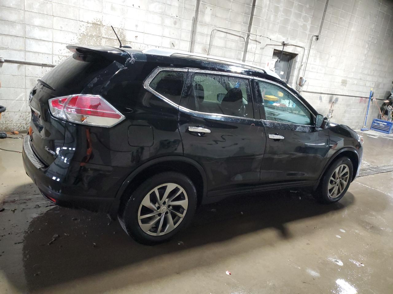 2015 Nissan Rogue S VIN: 5N1AT2MV1FC796919 Lot: 80688644