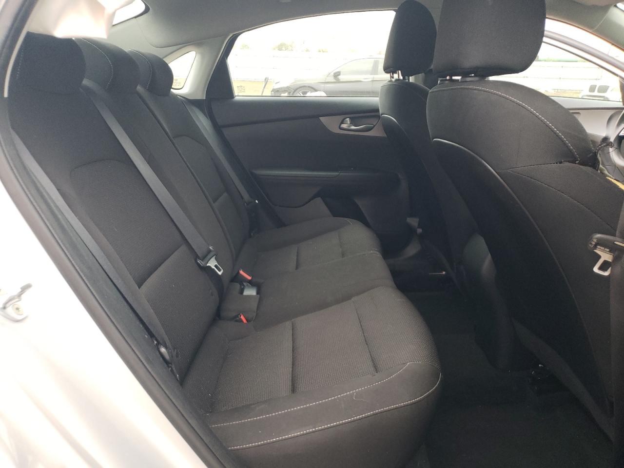 2021 Kia Forte - Image 10