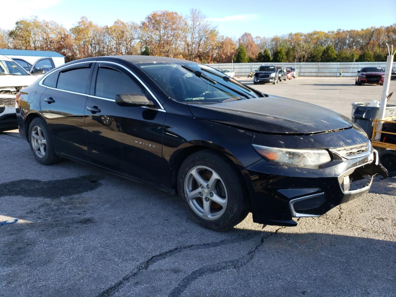 2017 Chevrolet Malibu - Image 4