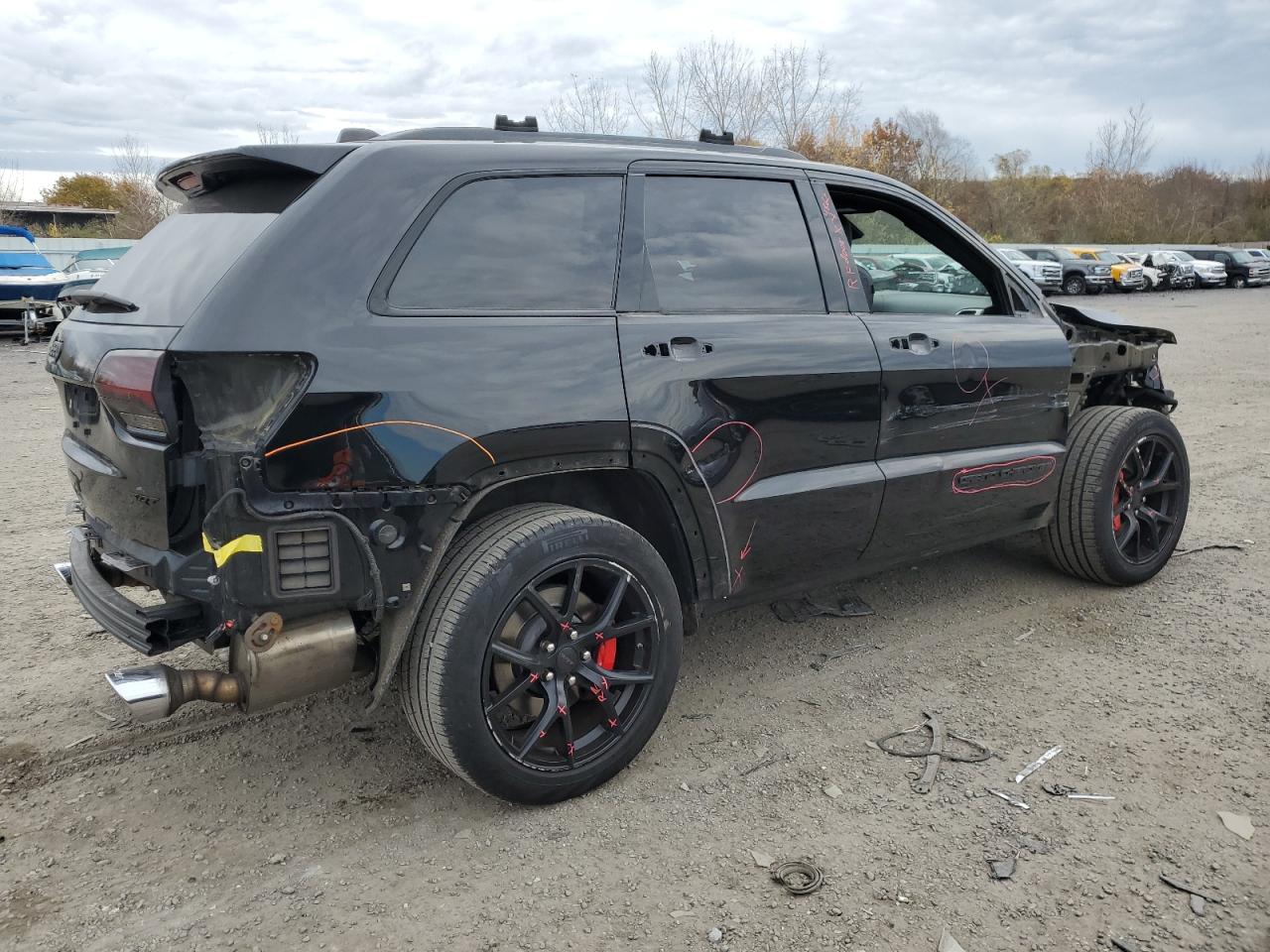 2018 Jeep Grand Cherokee - Image 3