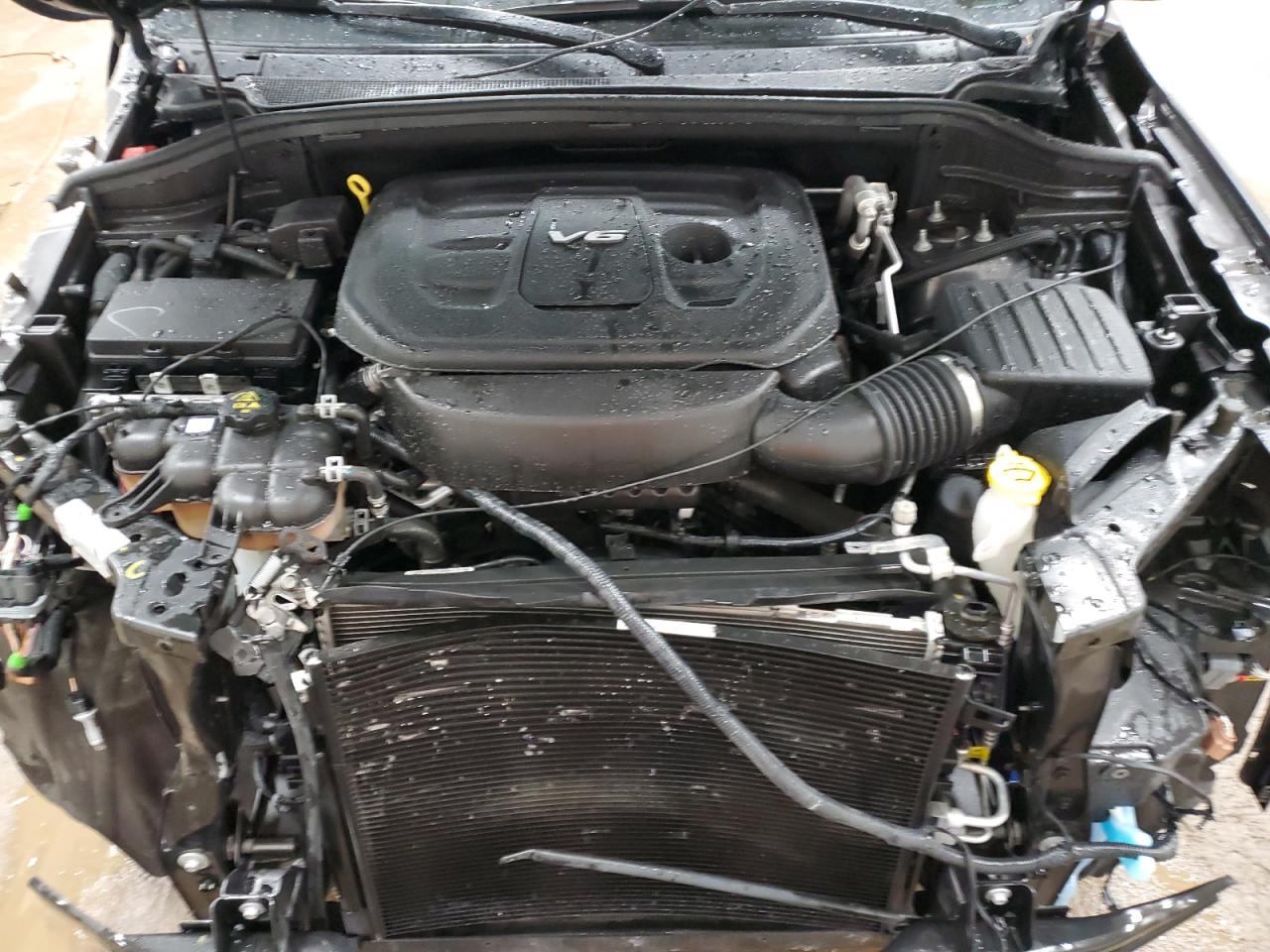 2017 Jeep Grand Cherokee - Image 12