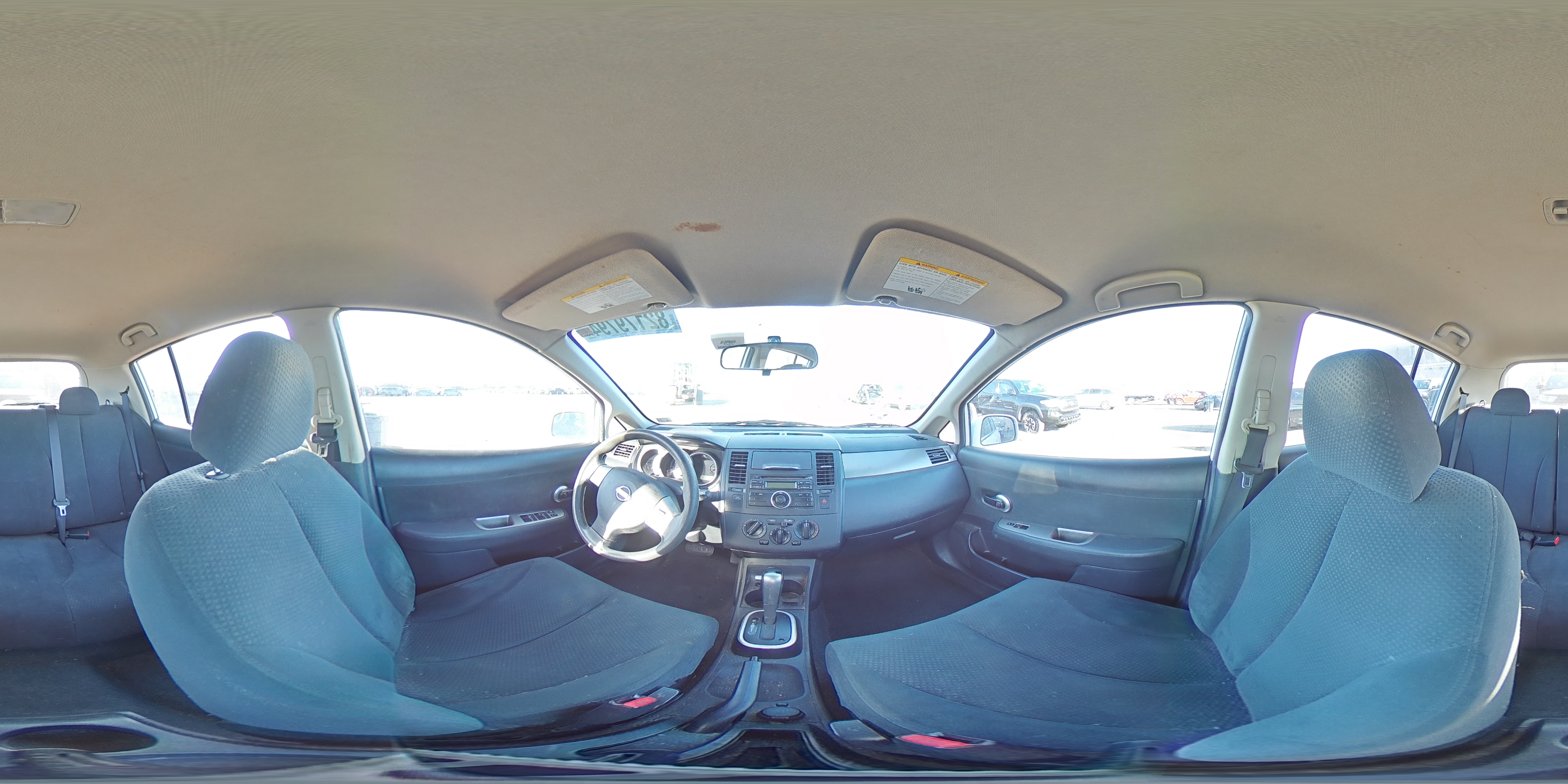2010 Nissan Versa - Image 13