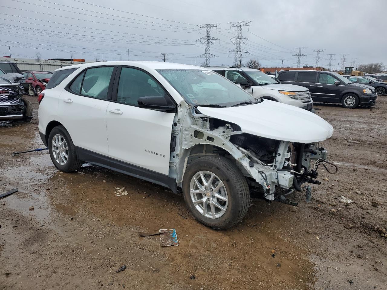 2022 Chevrolet Equinox - Image 4